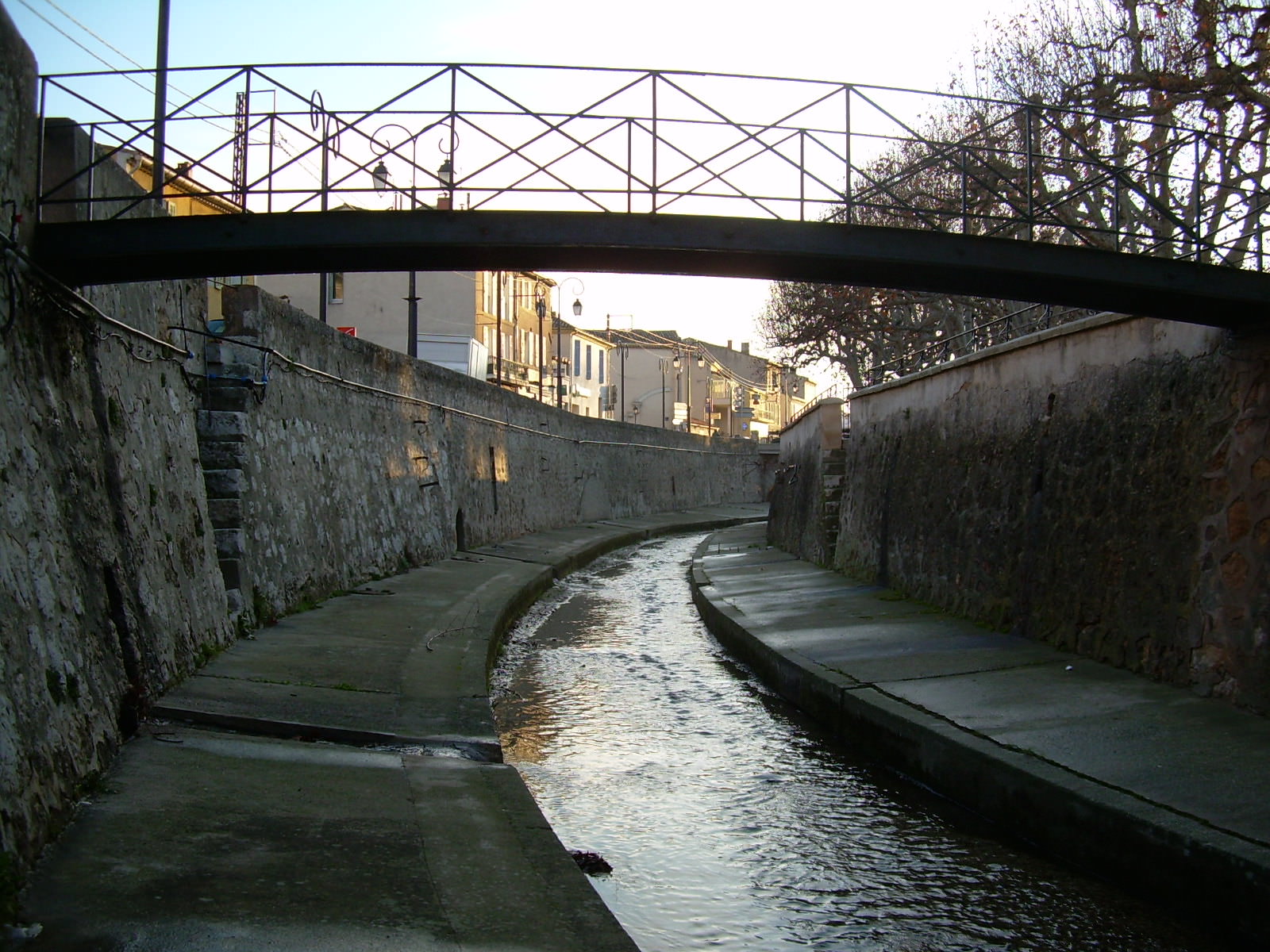 Huveaune Roquevaire Centreville 05/02/2007 Cuvelage ©SMBVH